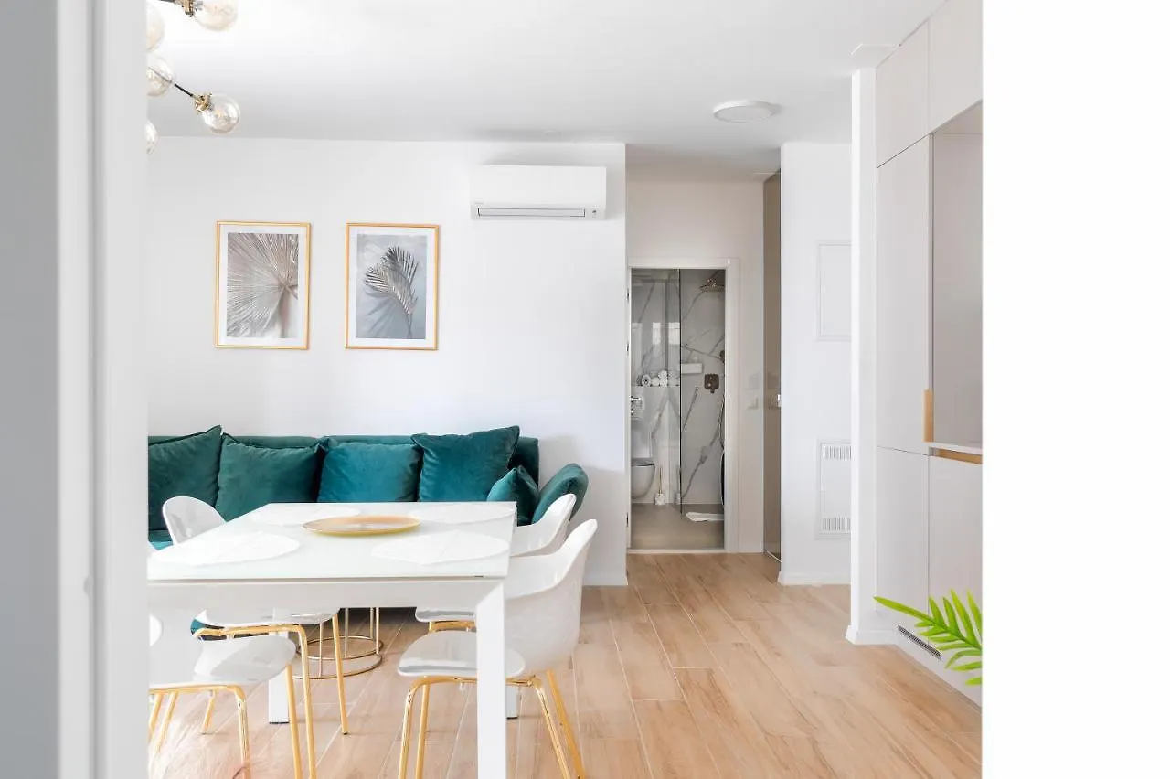 Golden Luxury Apartment سبليت
