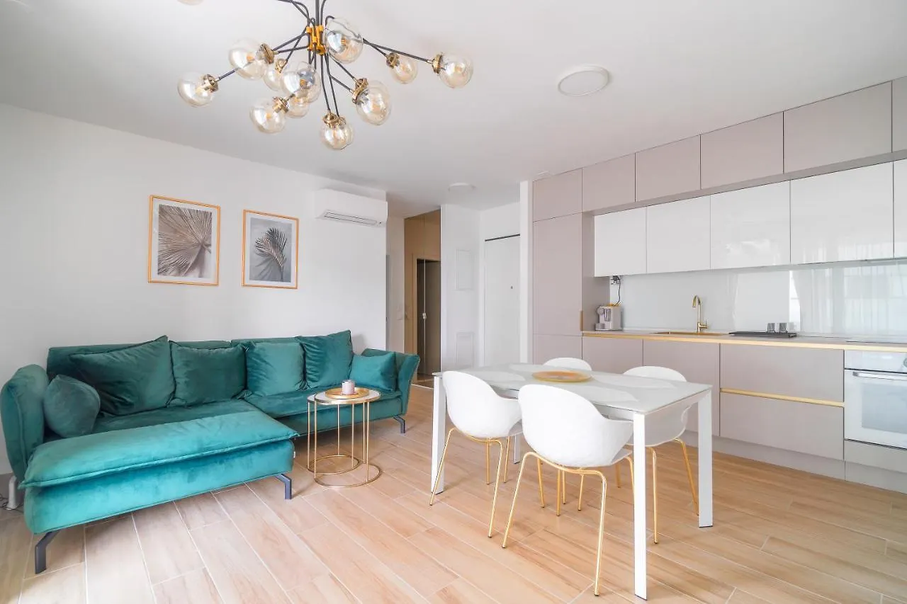 Golden Luxury Apartment سبليت
