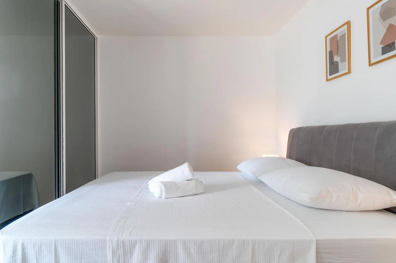 Golden Luxury Apartment سبليت