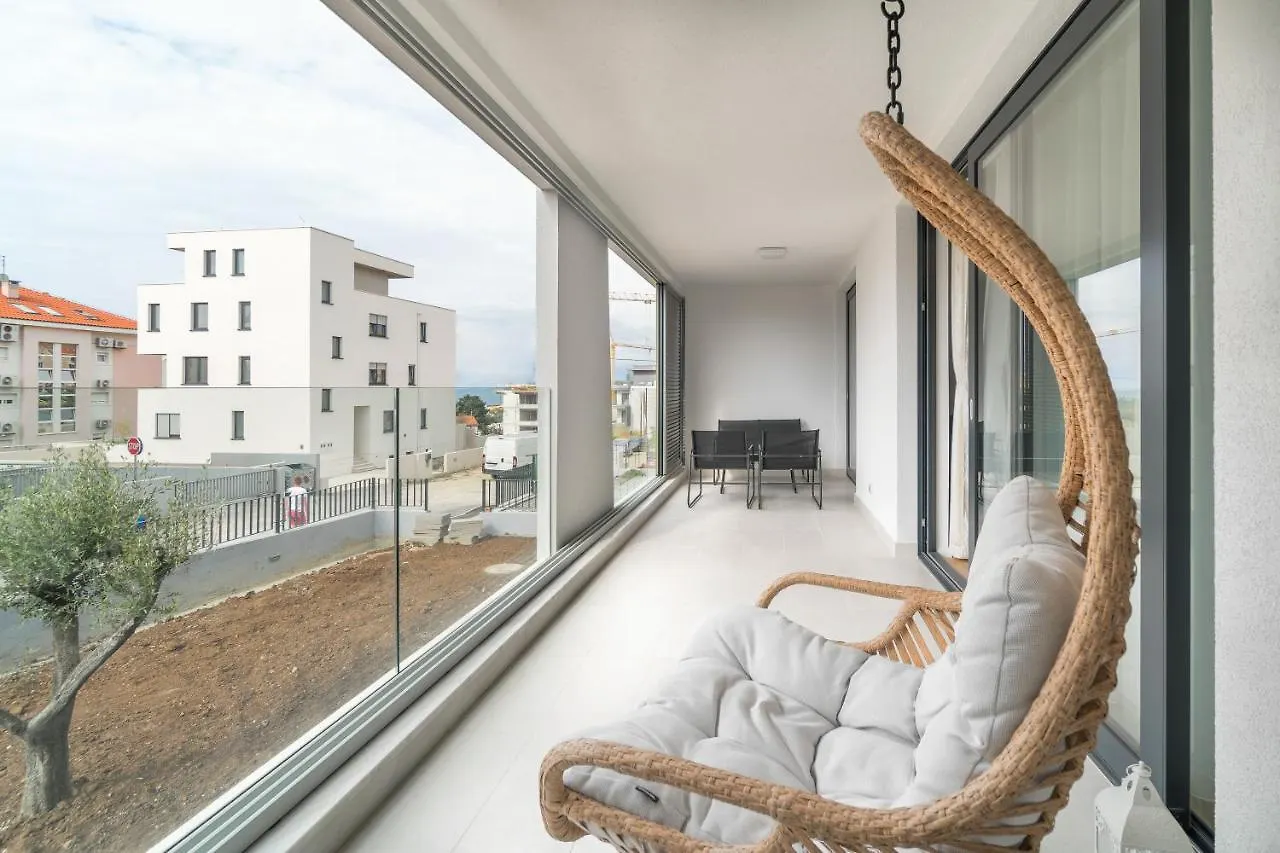 Golden Luxury Apartment Split